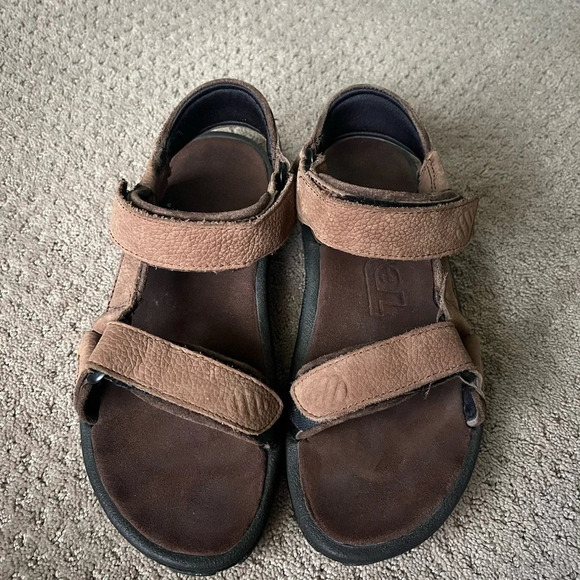 TEVA‎ Leather Sandals main image 9